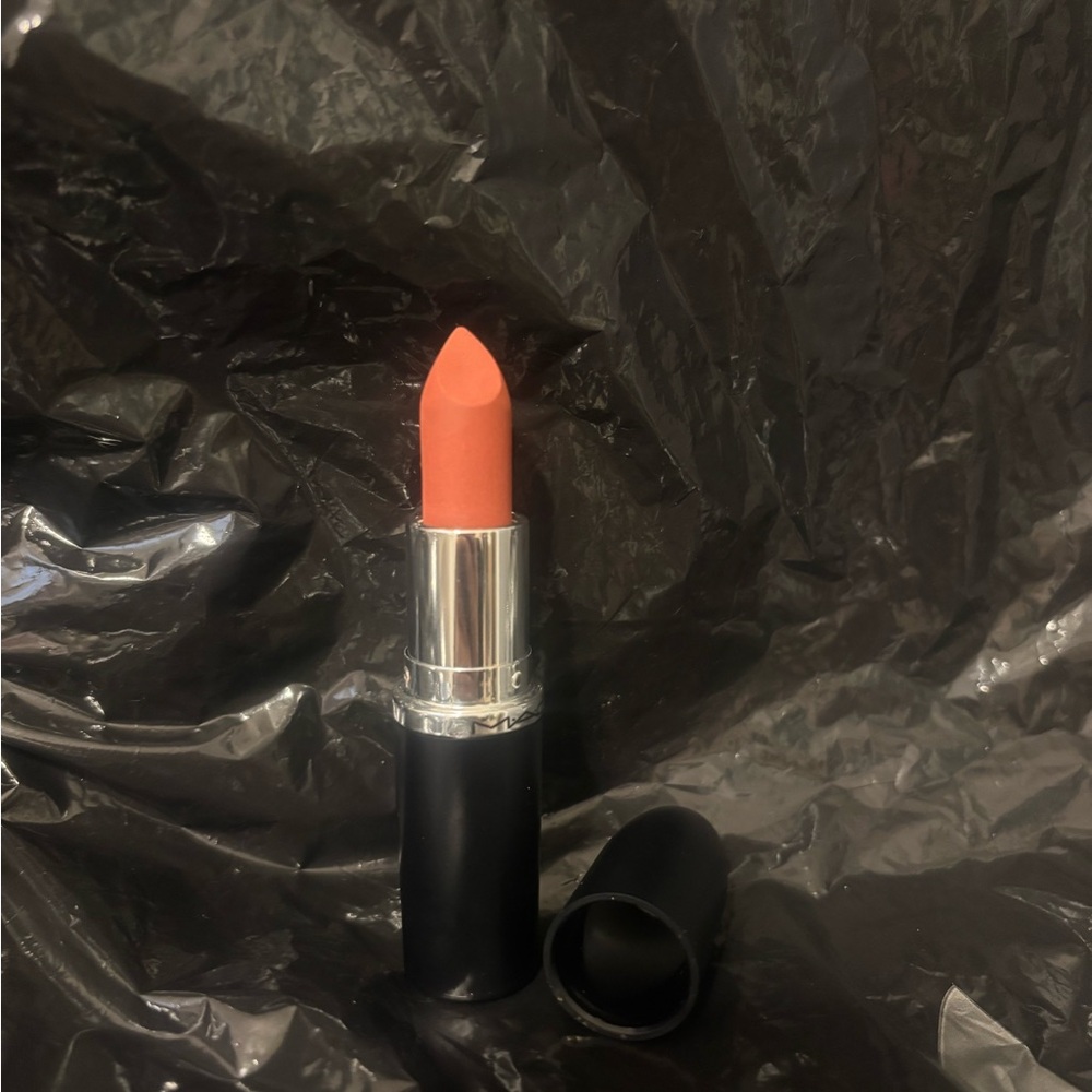 M·A·CXIMAL *Most Popular* SILKY MATTE LIPSTICK- Warm Teddy